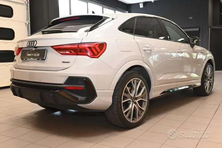 Audi Q3 2021 photo 3