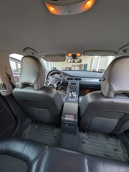 Volvo V70 2011 photo 4