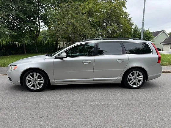 Volvo V70 2013 photo 5