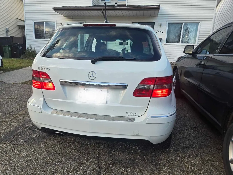 Mercedes-Benz B-Class 2010 photo 5