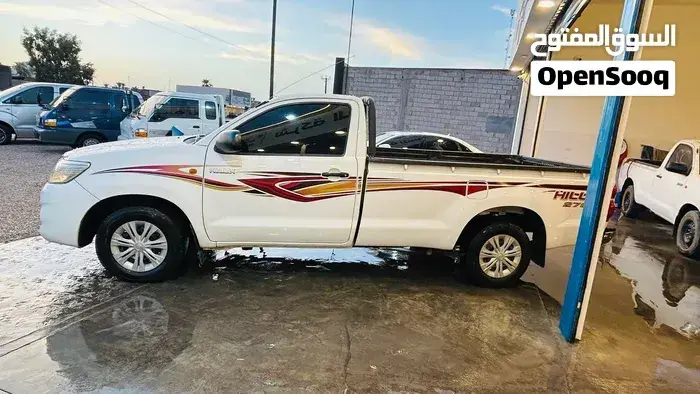 Toyota Hilux 2013 photo 3