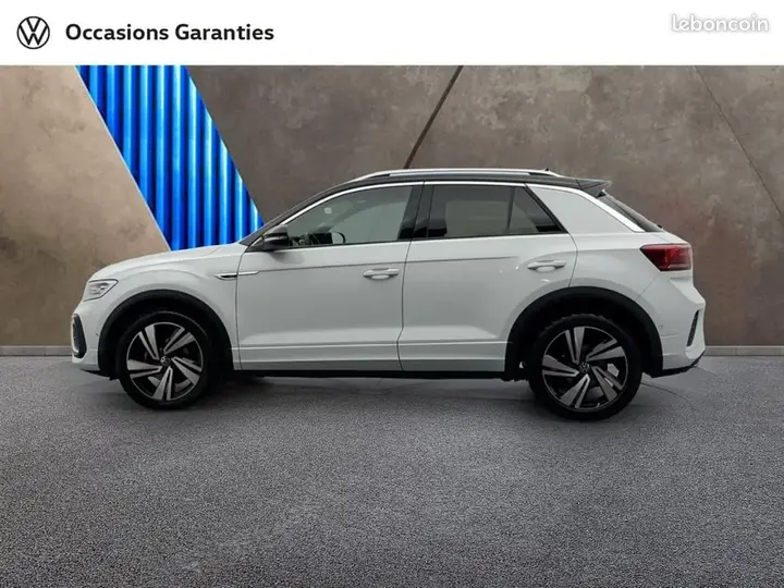 Volkswagen T-Roc 2023 photo 2