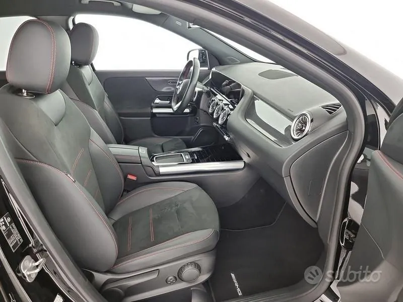Mercedes-Benz Gla 2024 photo 4