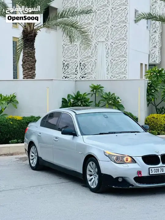 BMW 5 Series 2010 photo 3
