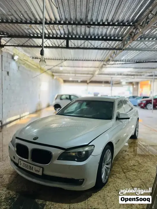 BMW 5 Series 2010 photo 5