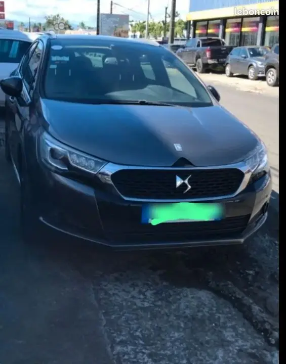 DS Automobiles Ds 4