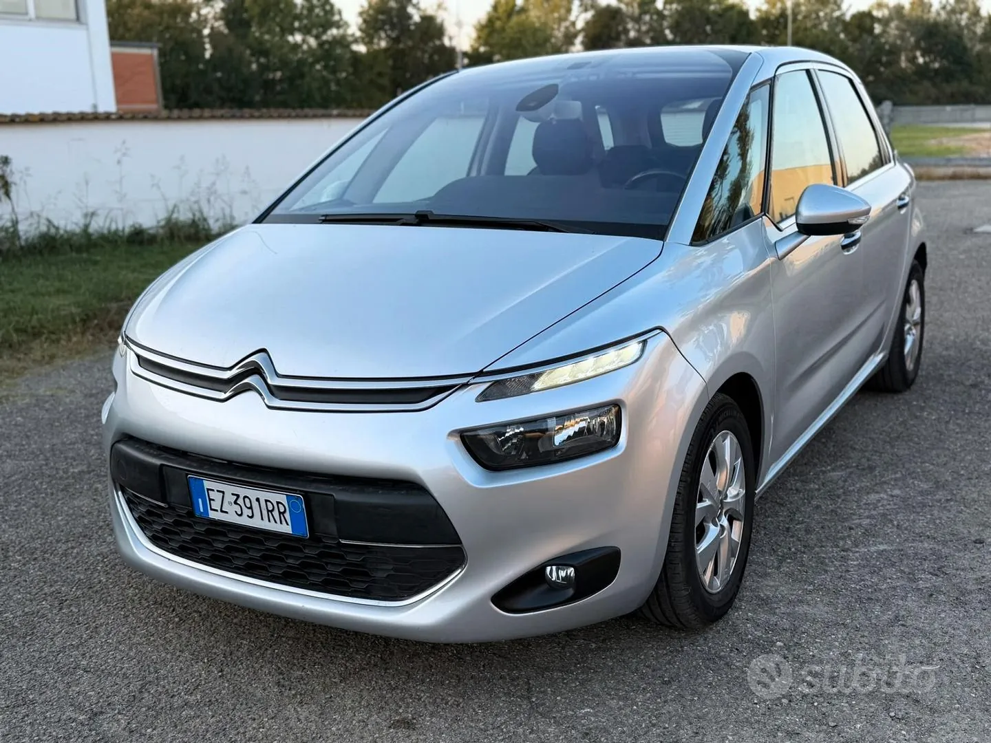 Citroen C4 Picasso 2015 photo 4