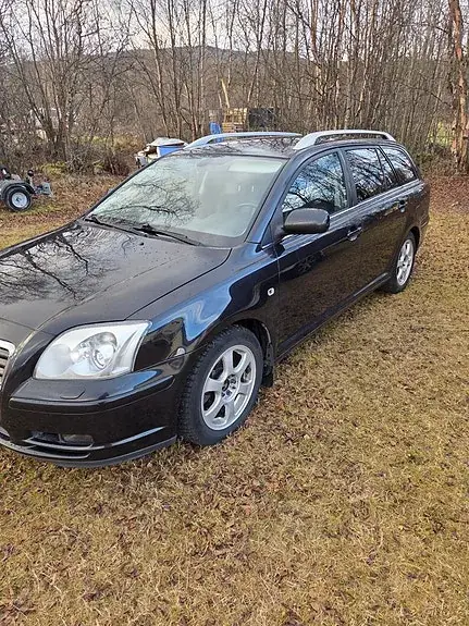 Toyota Avensis 2006 photo 2