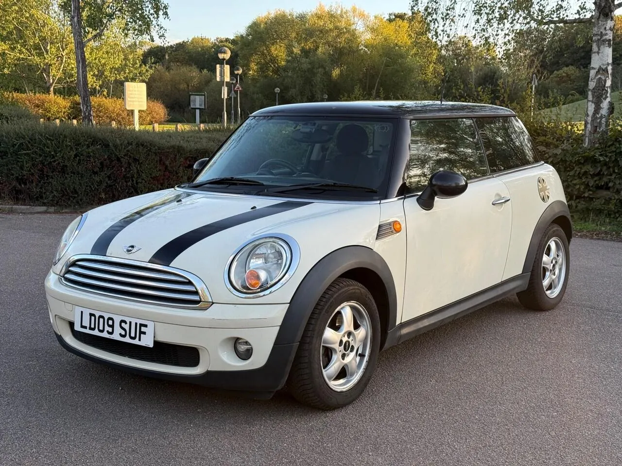 Mini Hatch 2009 photo 3