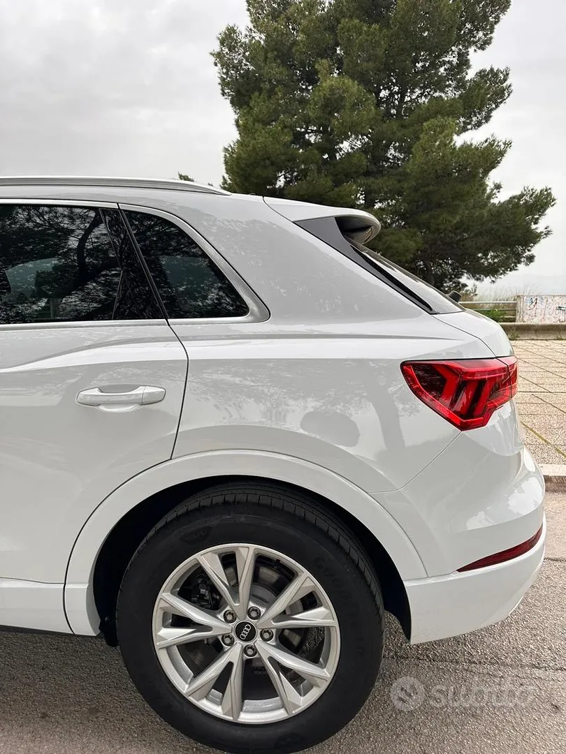 Audi Q3 2019 photo 3