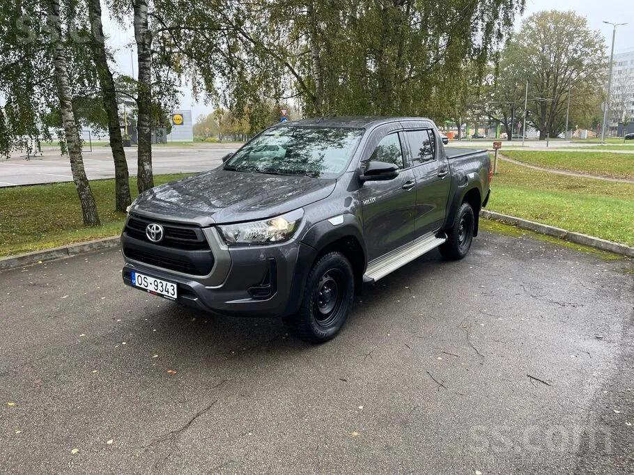 Toyota Hilux 2021 photo 2
