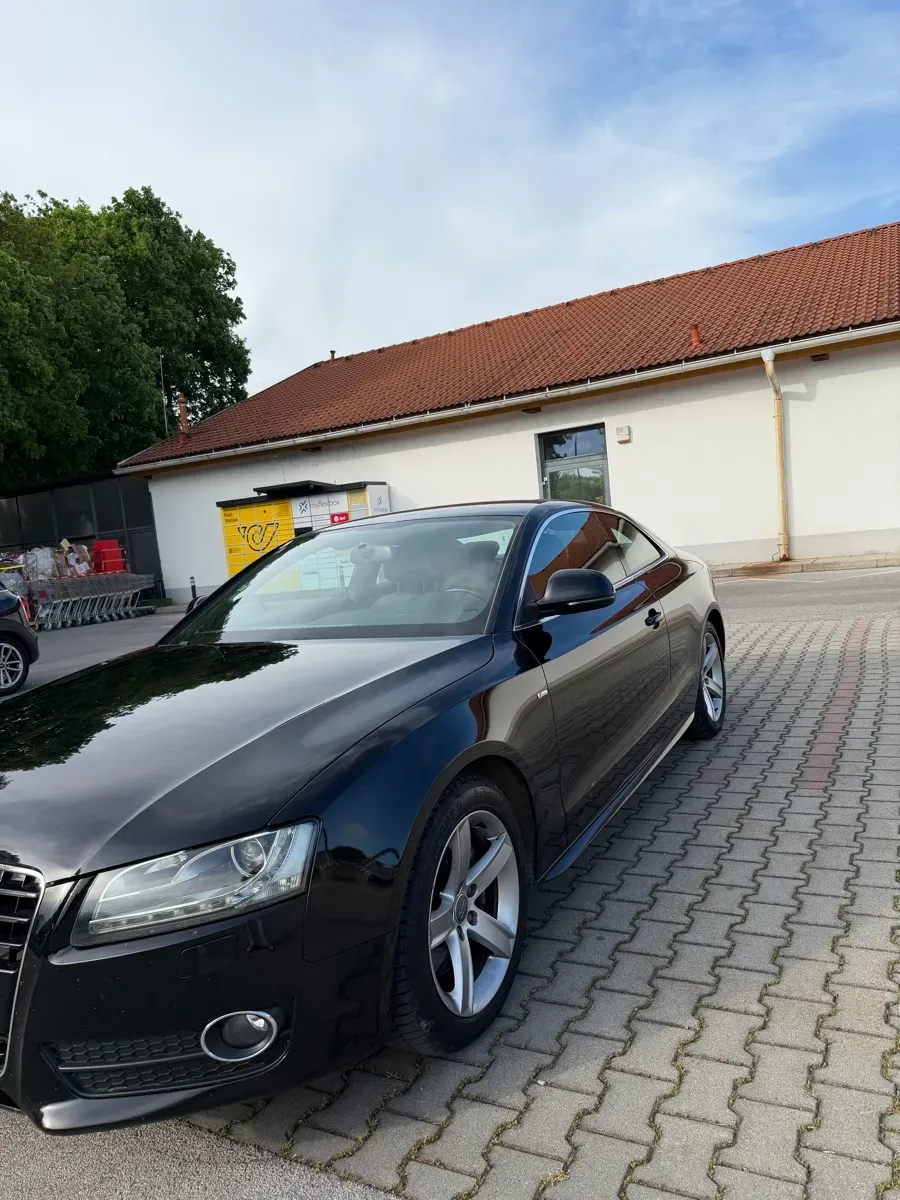 Audi A5 2007 photo 2