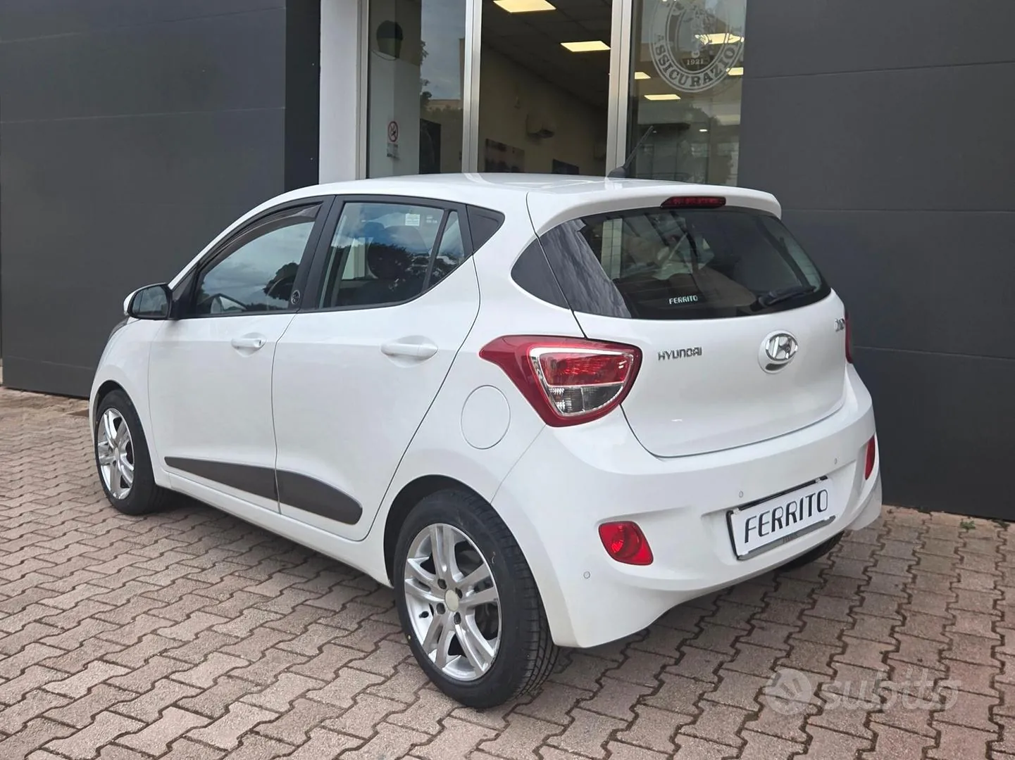 Hyundai I10 2015 photo 2