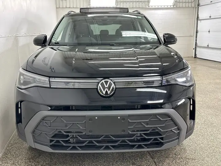 Volkswagen Taos 2026 photo 2