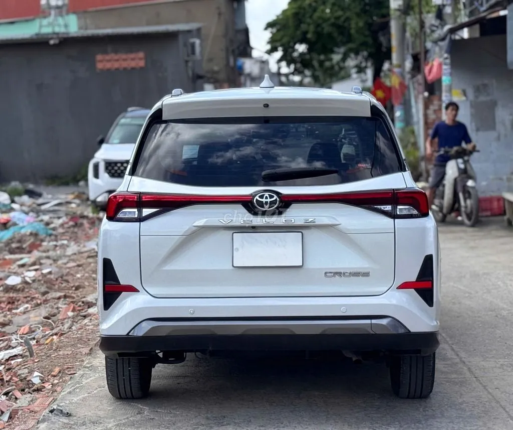Toyota Veloz 2023 photo 4