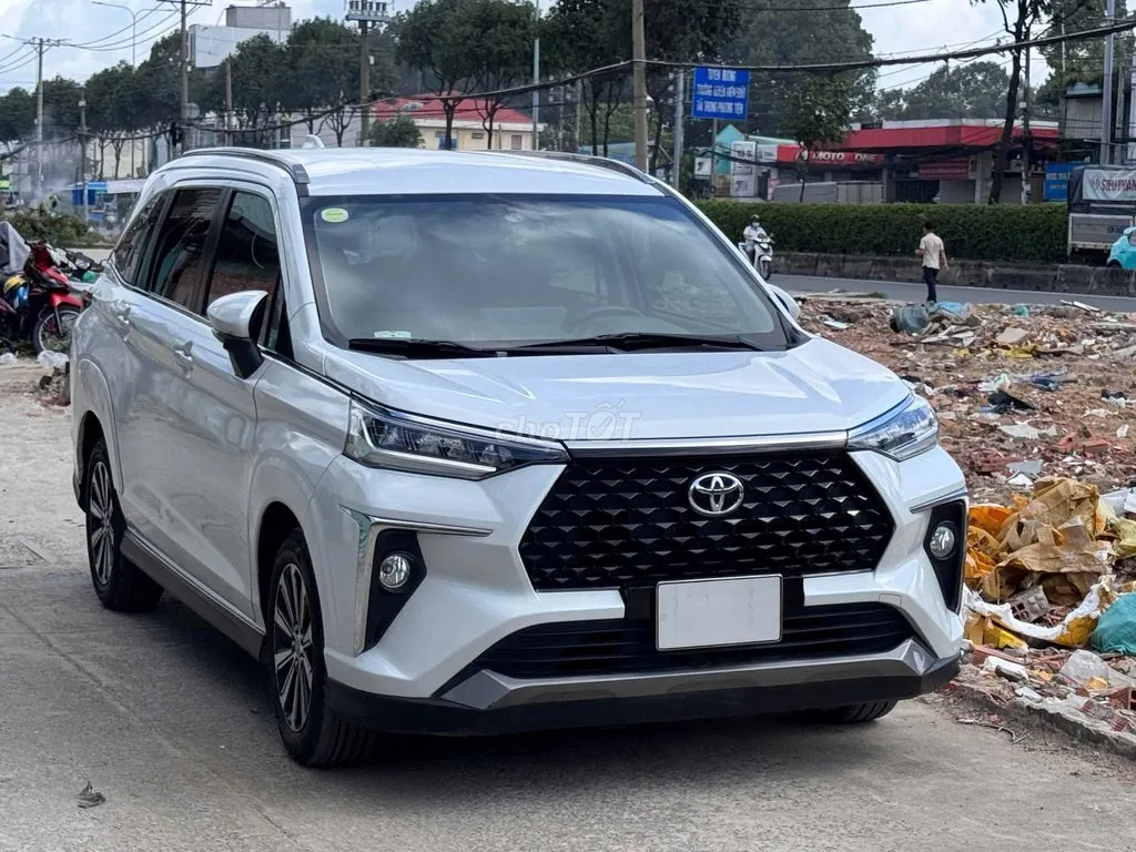 Toyota Veloz 2023 photo 2