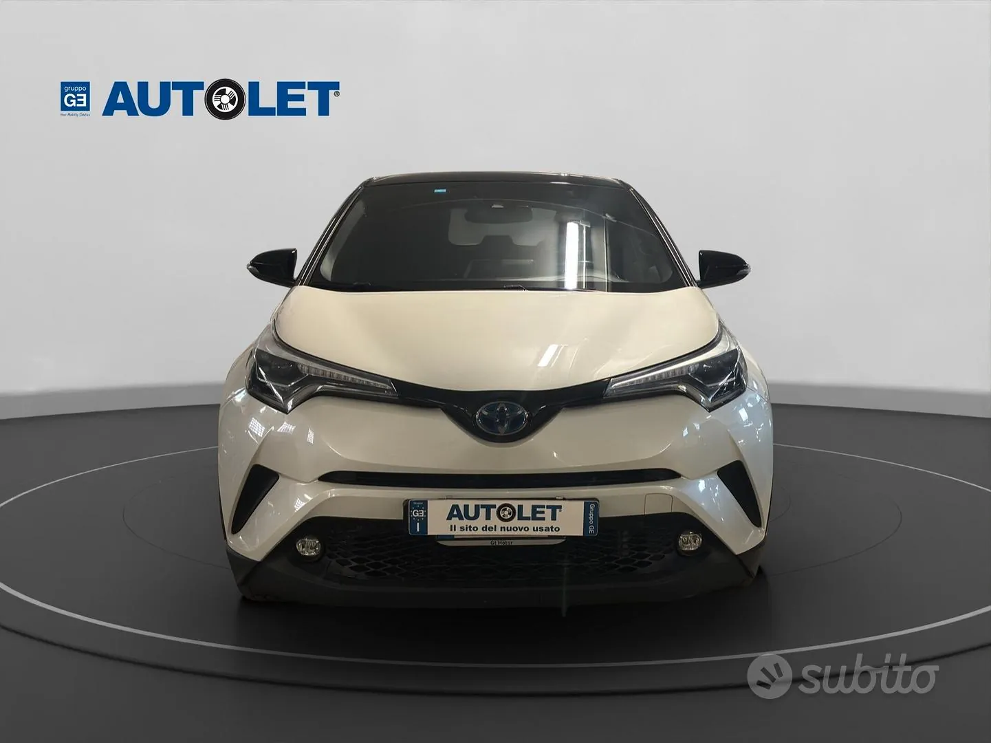Toyota C-Hr 2019 photo 2