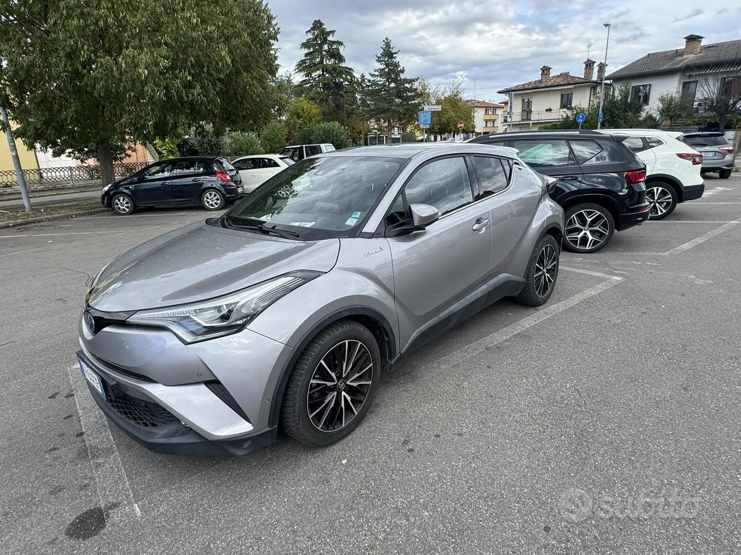 Toyota C-Hr 2018 photo 3