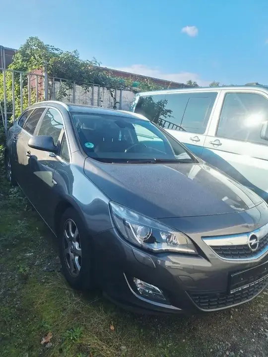 Opel Astra J Sports Tourer