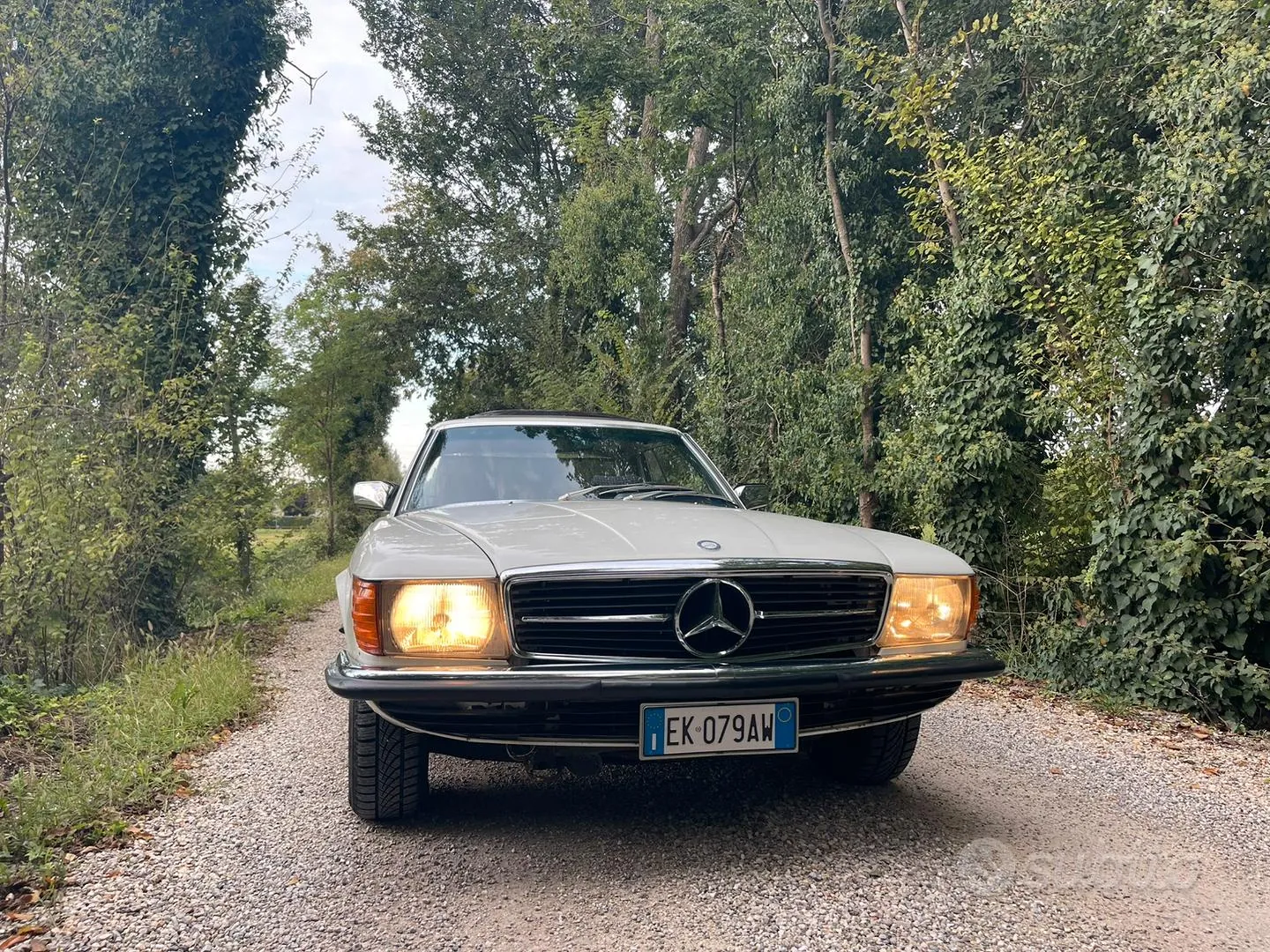 Mercedes-Benz 280 Slc 1980 photo 2