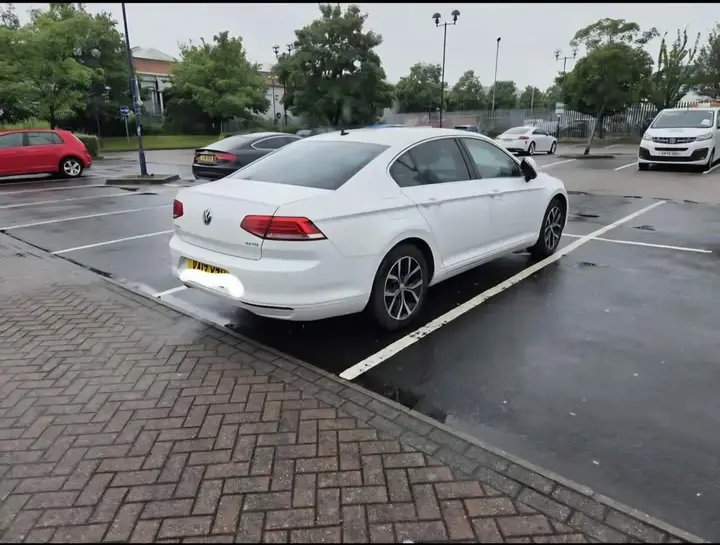 Volkswagen Passat 2017 photo 5
