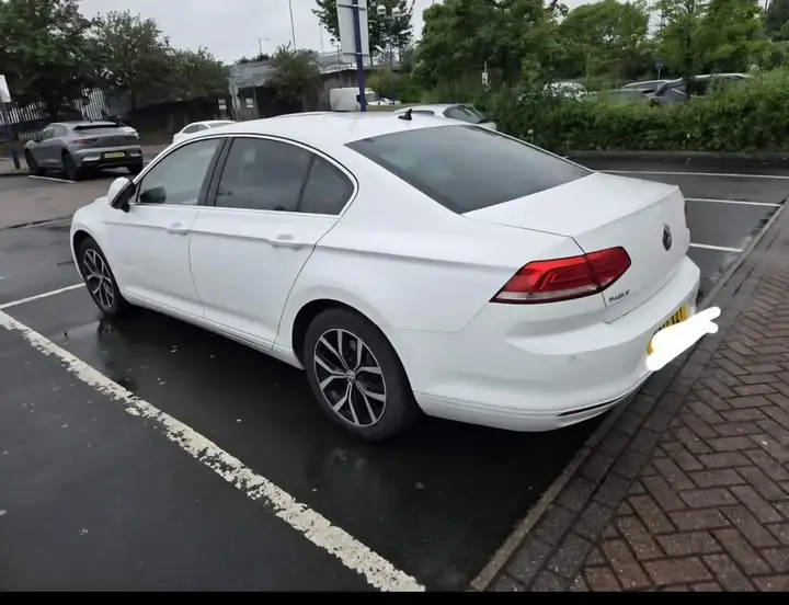 Volkswagen Passat 2017 photo 3
