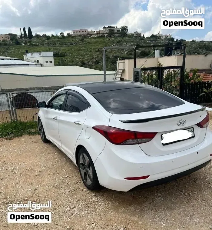 Hyundai Elantra 2015 photo 2