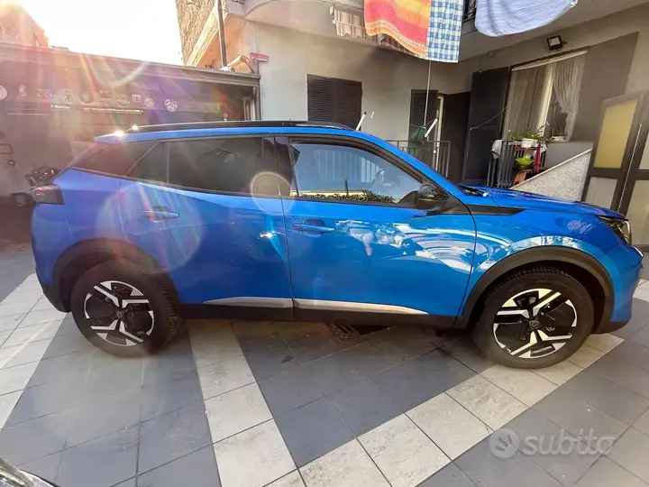 Peugeot 2008 2023 photo 5