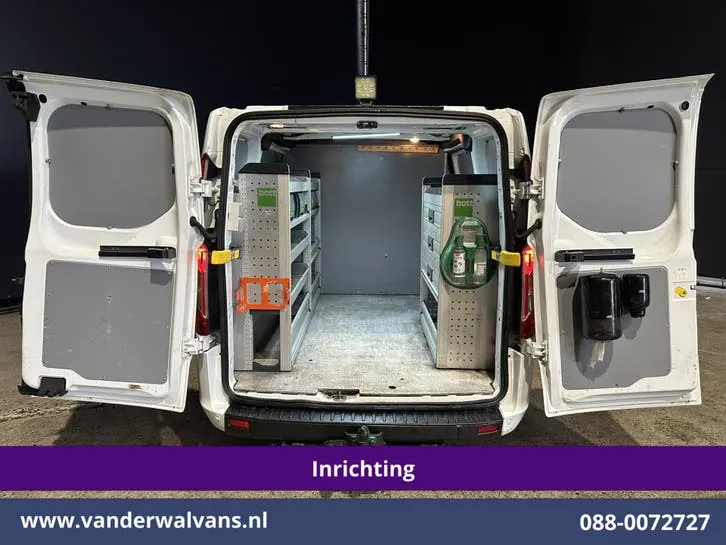 Ford Transit Custom 2023 photo 2