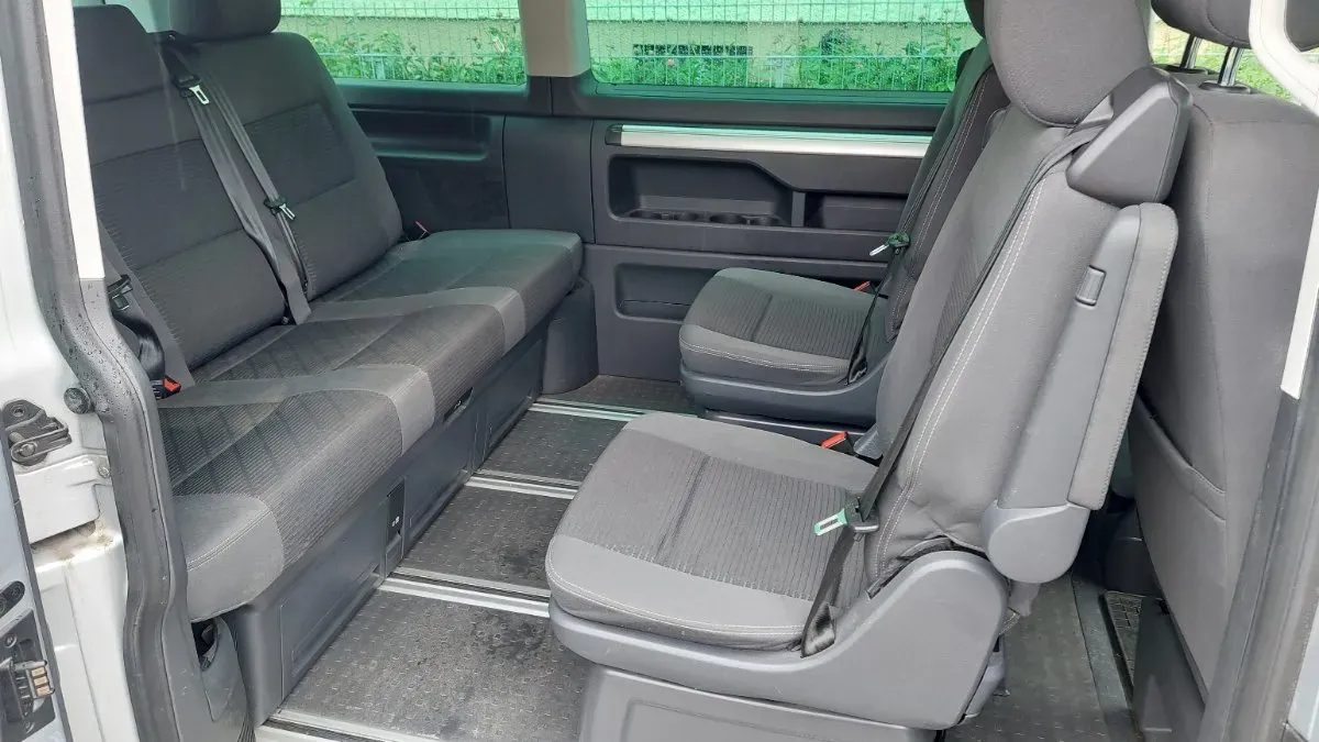 Volkswagen T5 2012 photo 3
