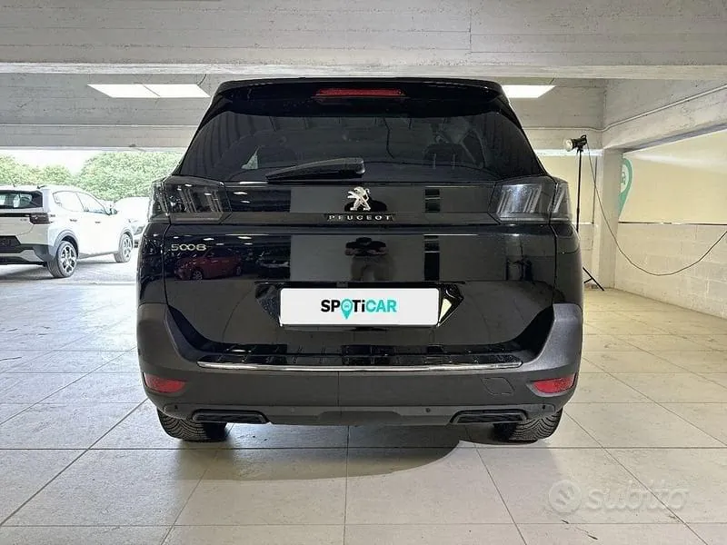 Peugeot 5008 2022 photo 4