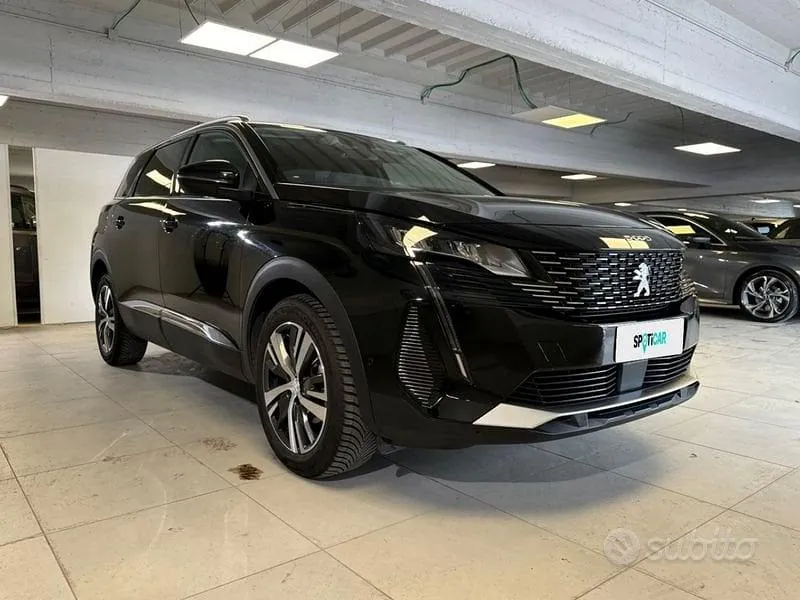 Peugeot 5008 2022 photo 5