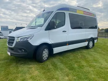 Mercedes-Benz Sprinter Combi