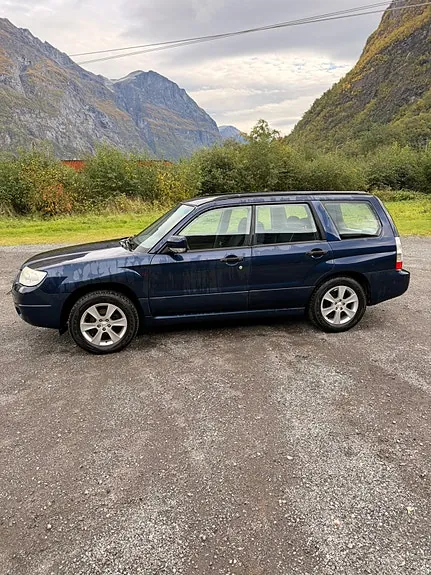 Subaru Forester 2006 photo 2