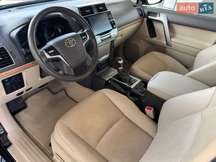 Toyota Land Cruiser Prado 2021 photo 5