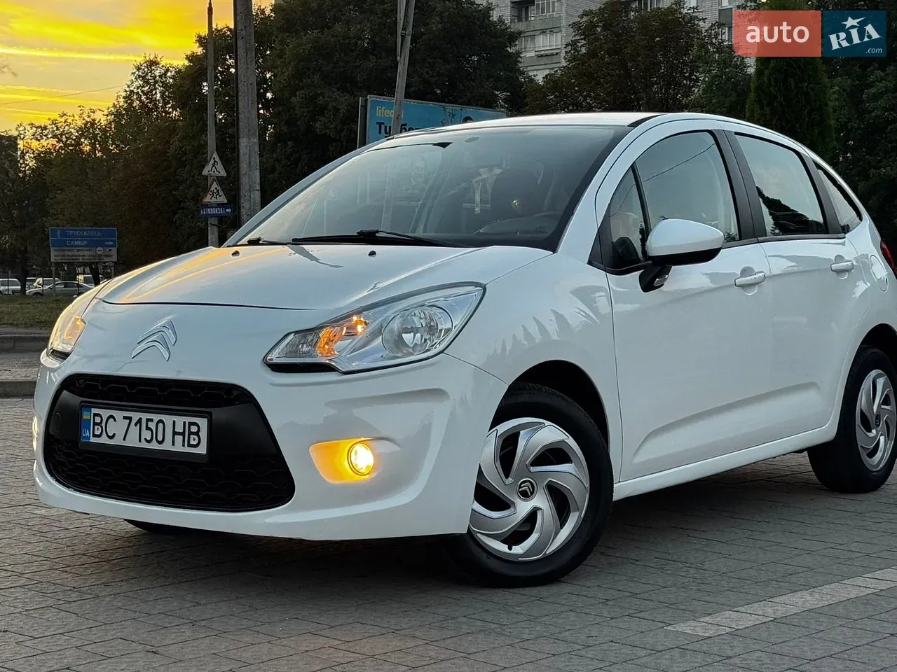 Citroen C3 2012 photo 3