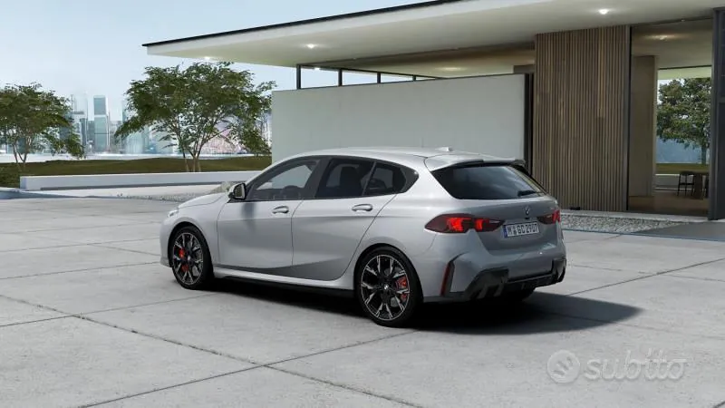BMW 1 Series 2026 photo 2