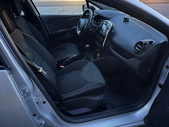 Renault Clio Iv 2015 photo 3