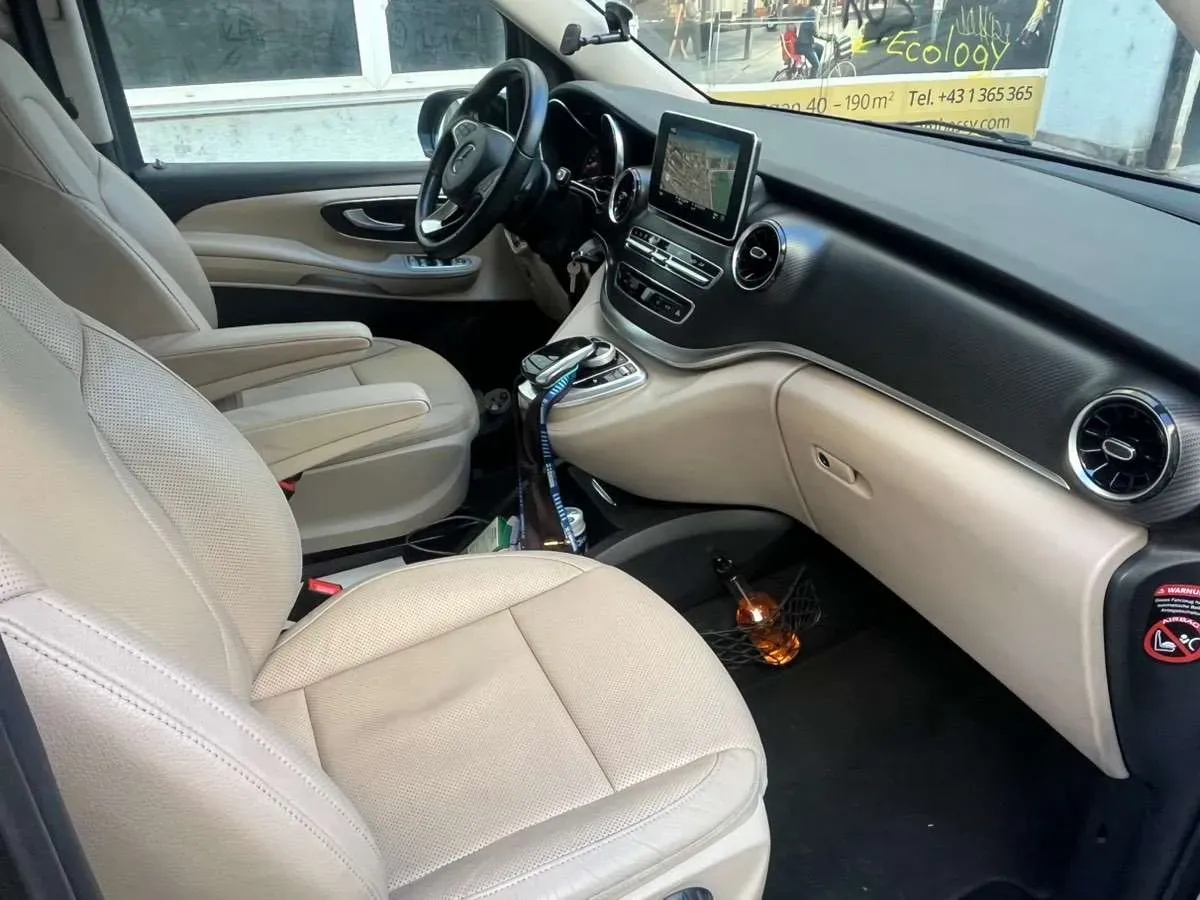 Mercedes-Benz V-Class 2020 photo 3