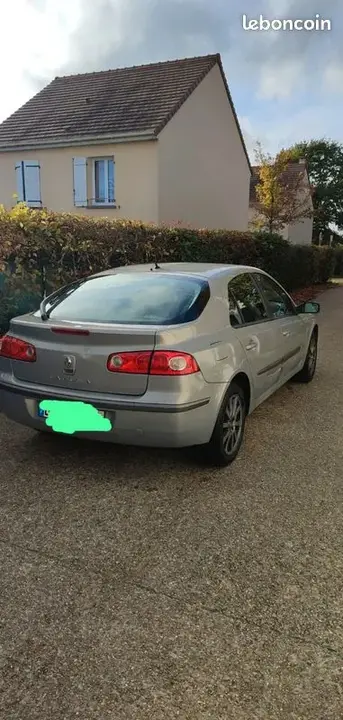 Renault Laguna 2007 photo 2