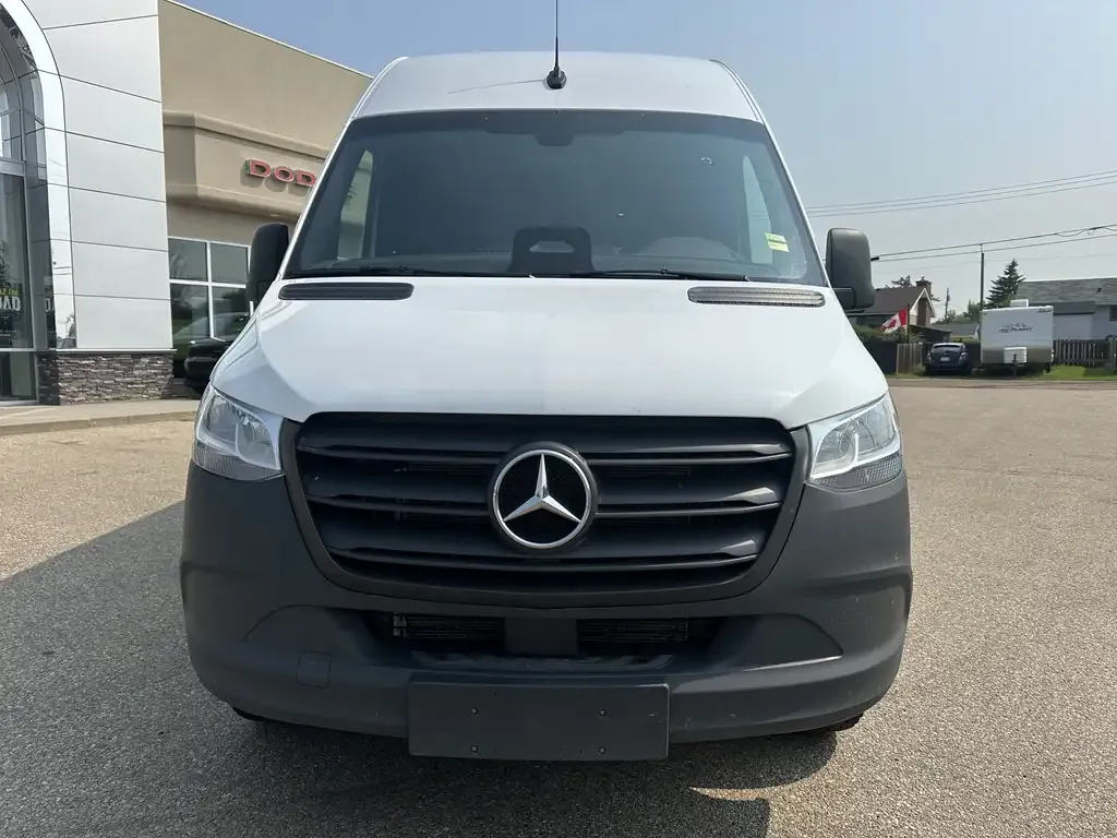 Mercedes-Benz Sprinter 2025 photo 3