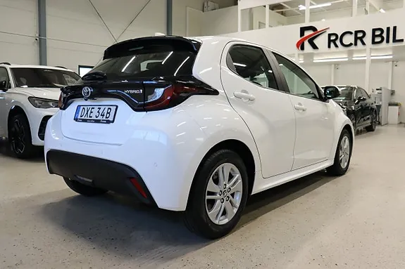 Toyota Yaris 2023 photo 5