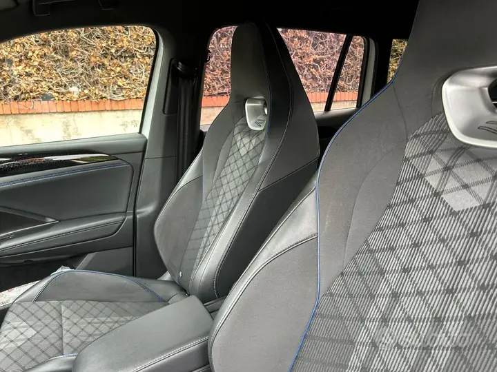 Volkswagen Tiguan 2025 photo 2