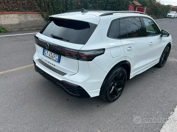 Volkswagen Tiguan 2025 photo 5