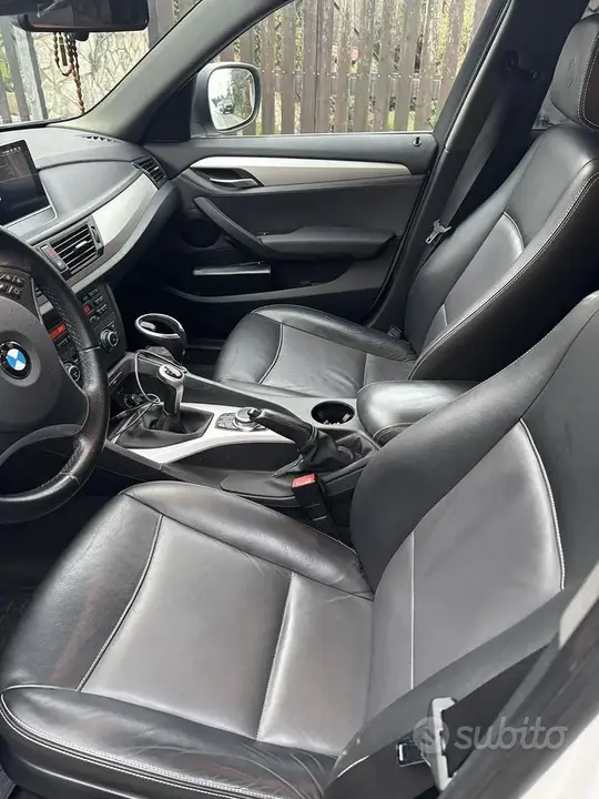 BMW X1 2010 photo 4
