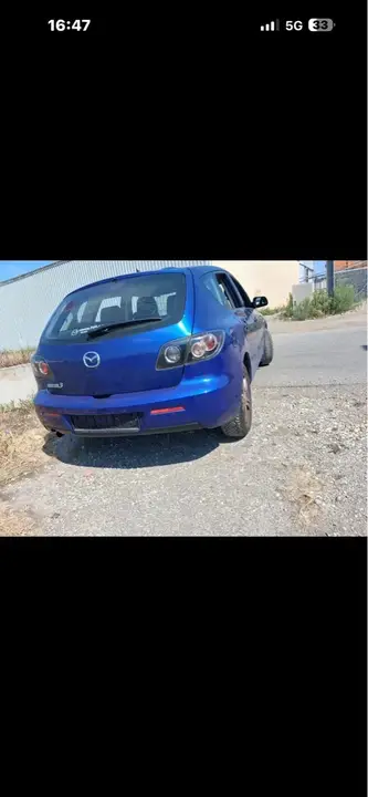 Mazda Mazda3 2006 photo 2