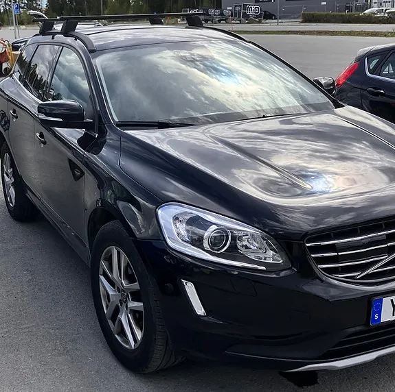 Volvo Xc60 2017 photo 2