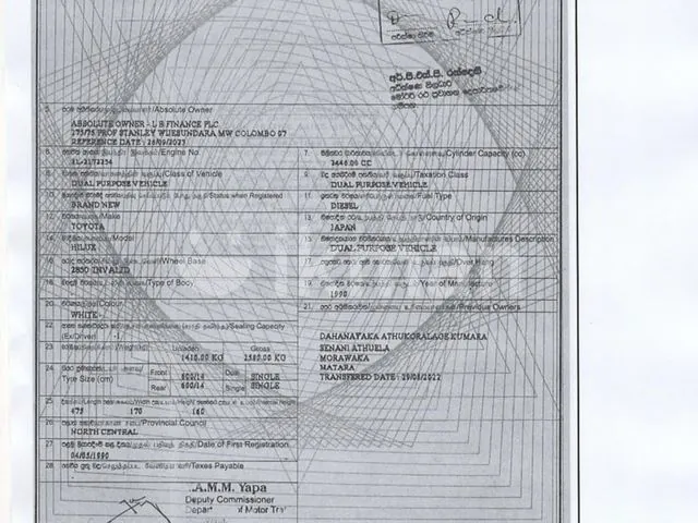 Toyota Hilux 1990 photo 4