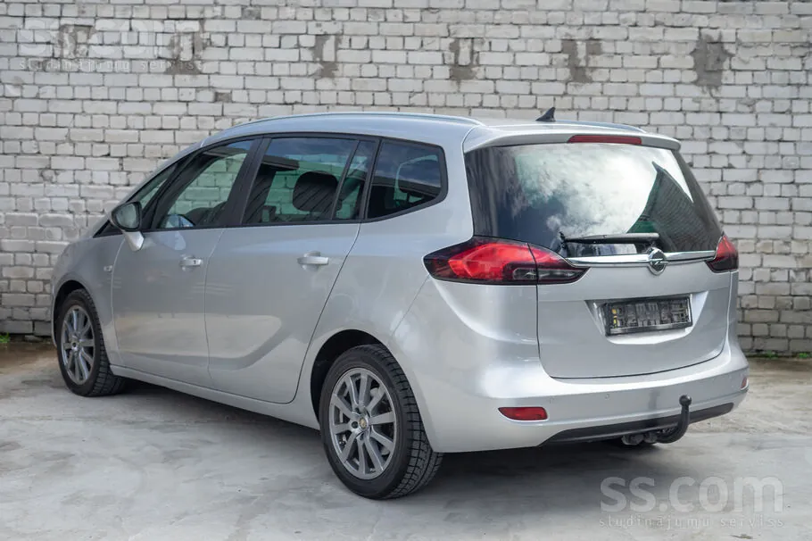 Opel Zafira 2012 photo 4