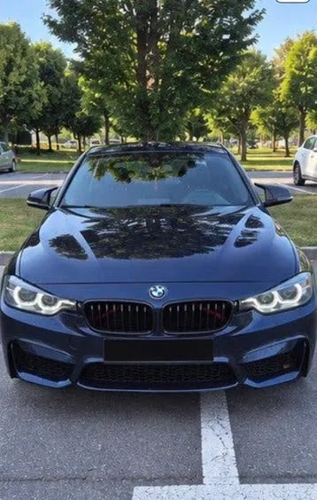 BMW F30